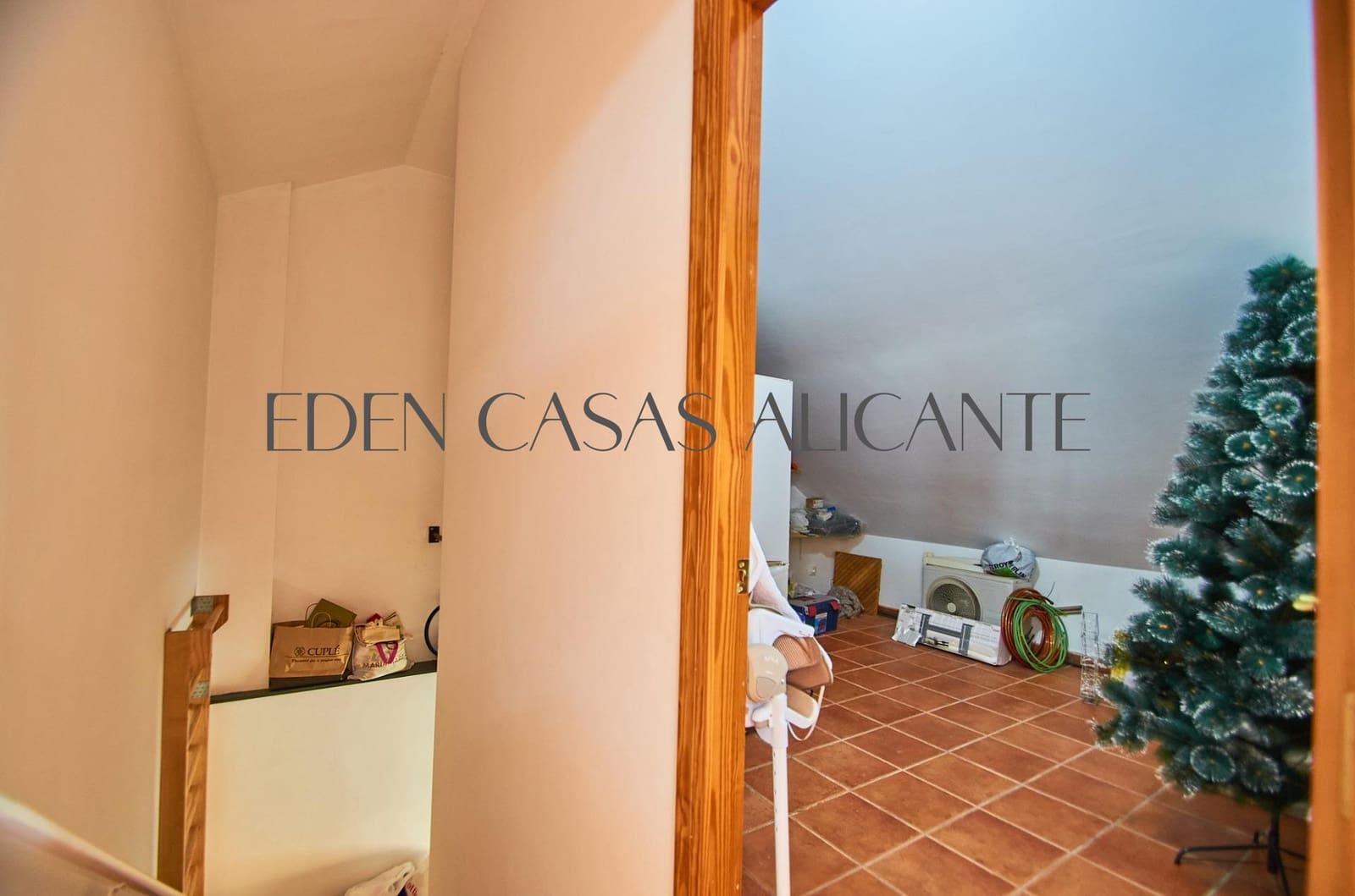 5 soveværelse Rækkehus til salg i Muchamiel / Mutxamel - € 349.000 (Ref: 9078103)