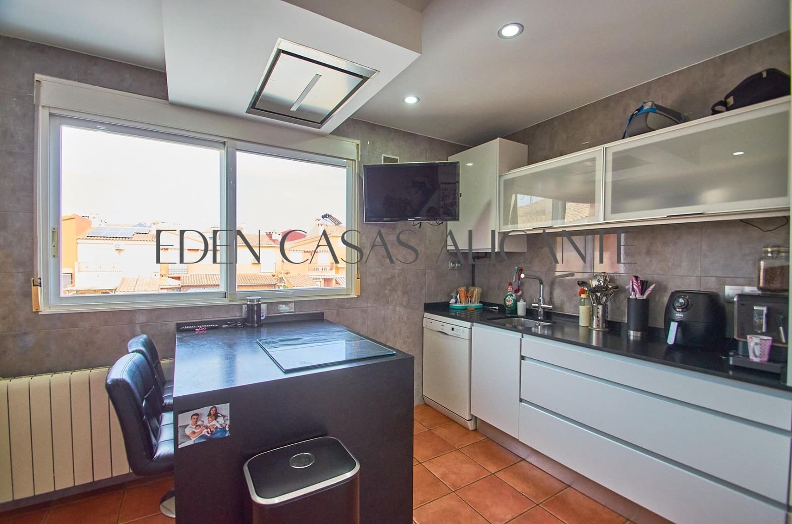 5 soveværelse Rækkehus til salg i Muchamiel / Mutxamel - € 349.000 (Ref: 9078103)