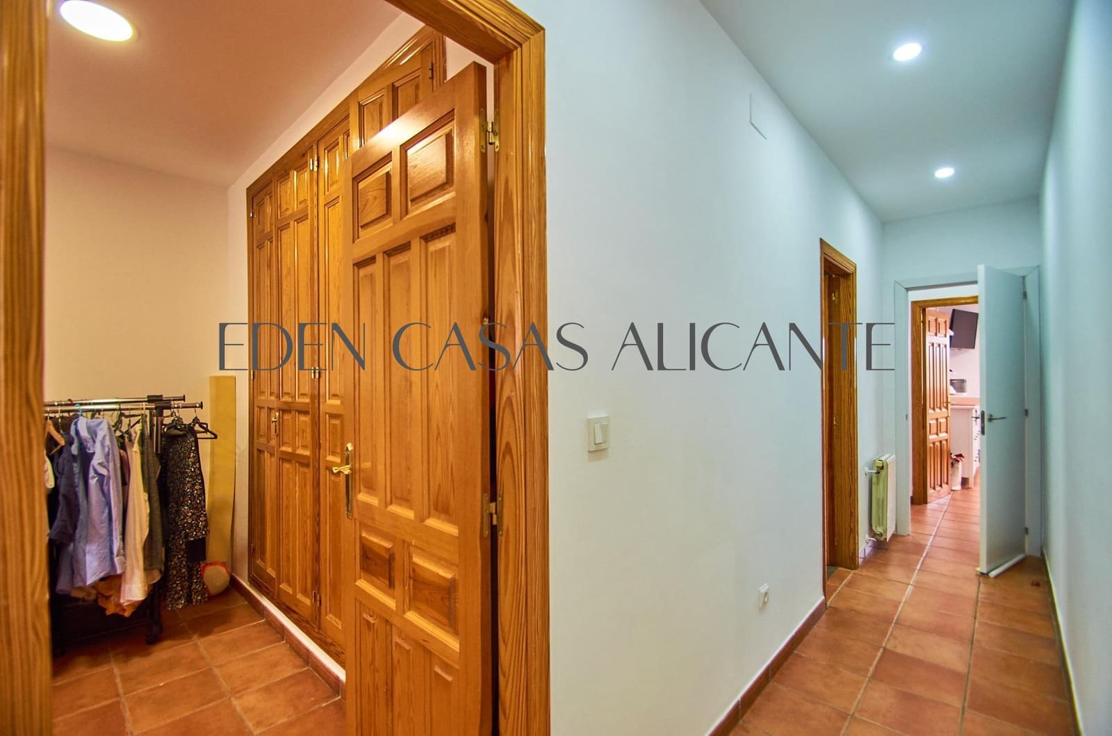 5 soveværelse Rækkehus til salg i Muchamiel / Mutxamel - € 349.000 (Ref: 9078103)