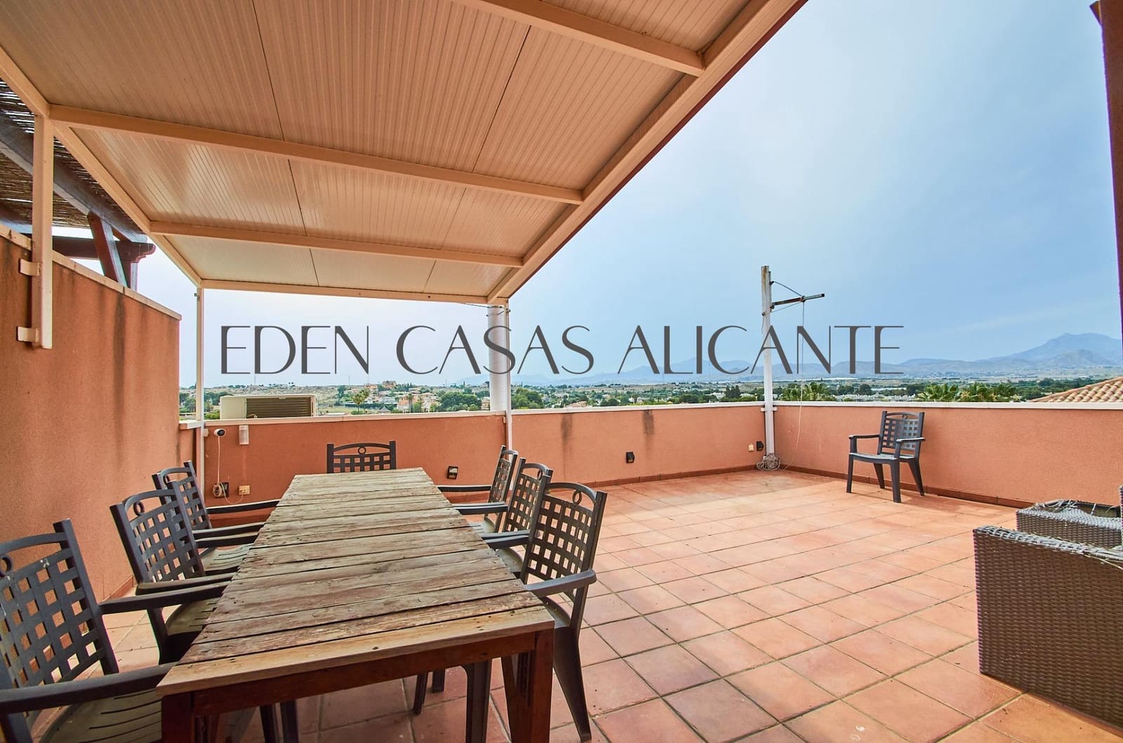 5 soveværelse Rækkehus til salg i Muchamiel / Mutxamel - € 349.000 (Ref: 9078103)