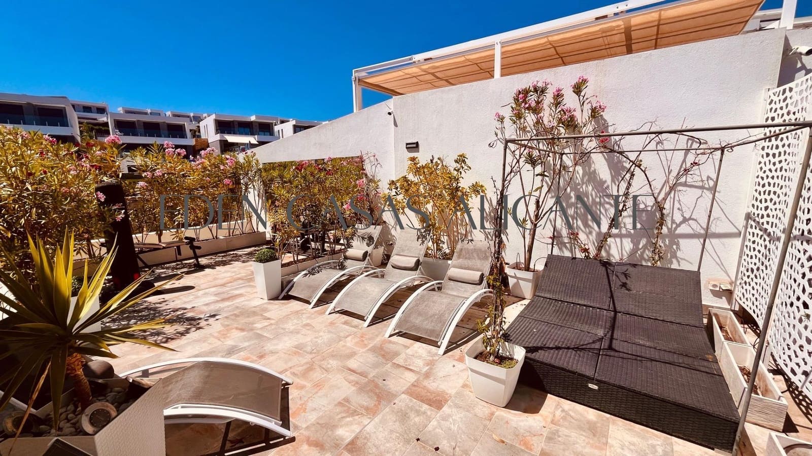 2 slaapkamer Penthouse te koop in Finestrat met zwembad garage - € 320.000 (Ref: 9089950)