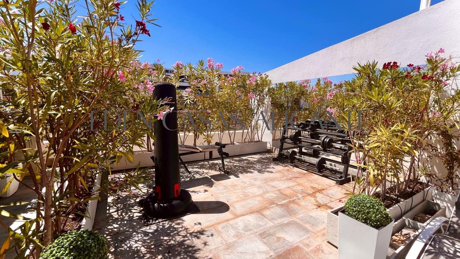 2 slaapkamer Penthouse te koop in Finestrat met zwembad garage - € 320.000 (Ref: 9089950)