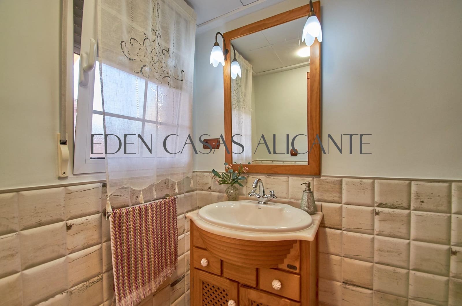 3 soveværelse Villa til salg i El Campello med garage - € 590.000 (Ref: 9103039)