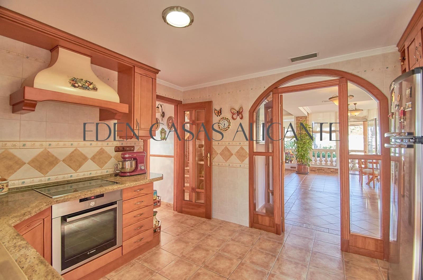 3 soveværelse Villa til salg i El Campello med garage - € 590.000 (Ref: 9103039)