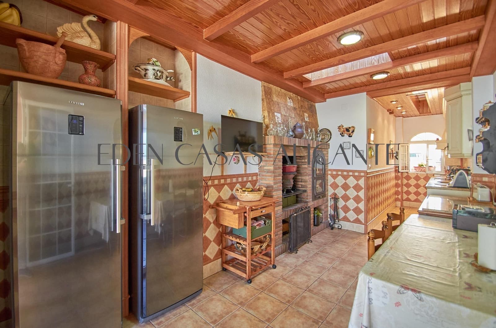 3 soveværelse Villa til salg i El Campello med garage - € 590.000 (Ref: 9103039)