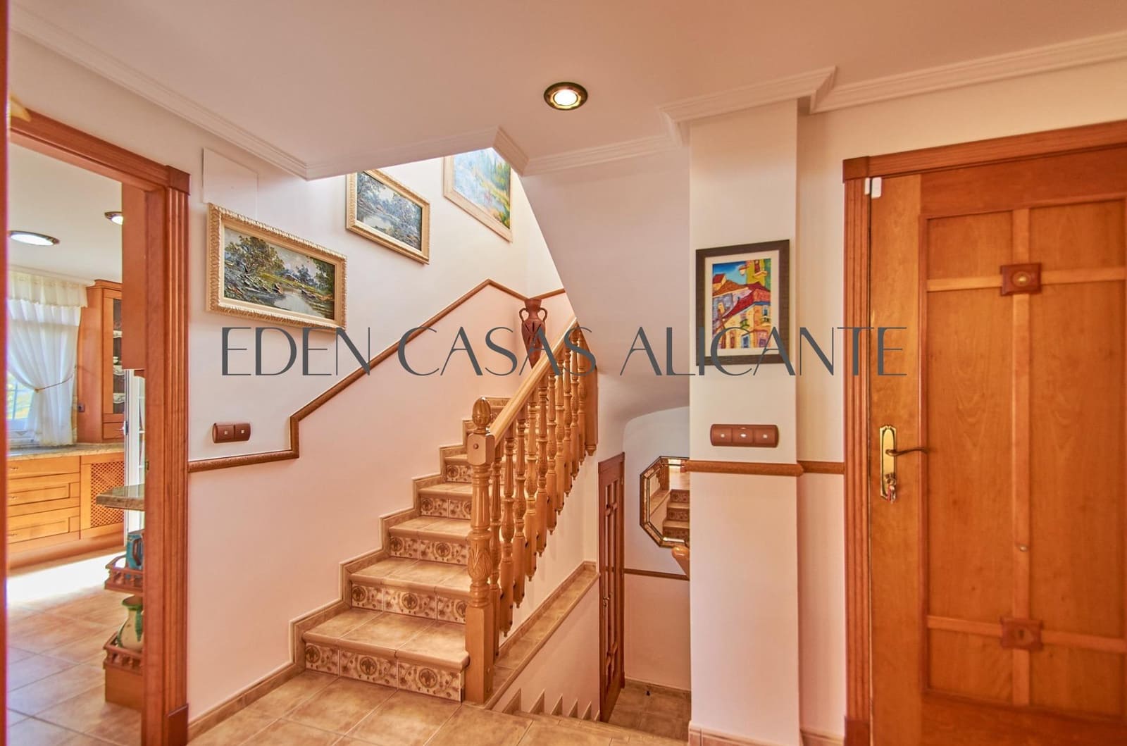 3 soveværelse Villa til salg i El Campello med garage - € 590.000 (Ref: 9103039)