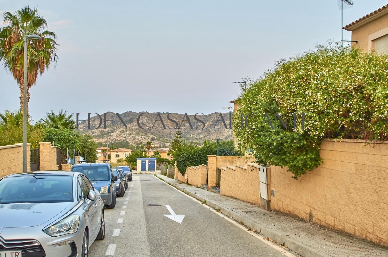 3 slaapkamer Rijtjeshuis te koop in Aguas de Busot / Aigues met zwembad - € 259.000 (Ref: 9188627)