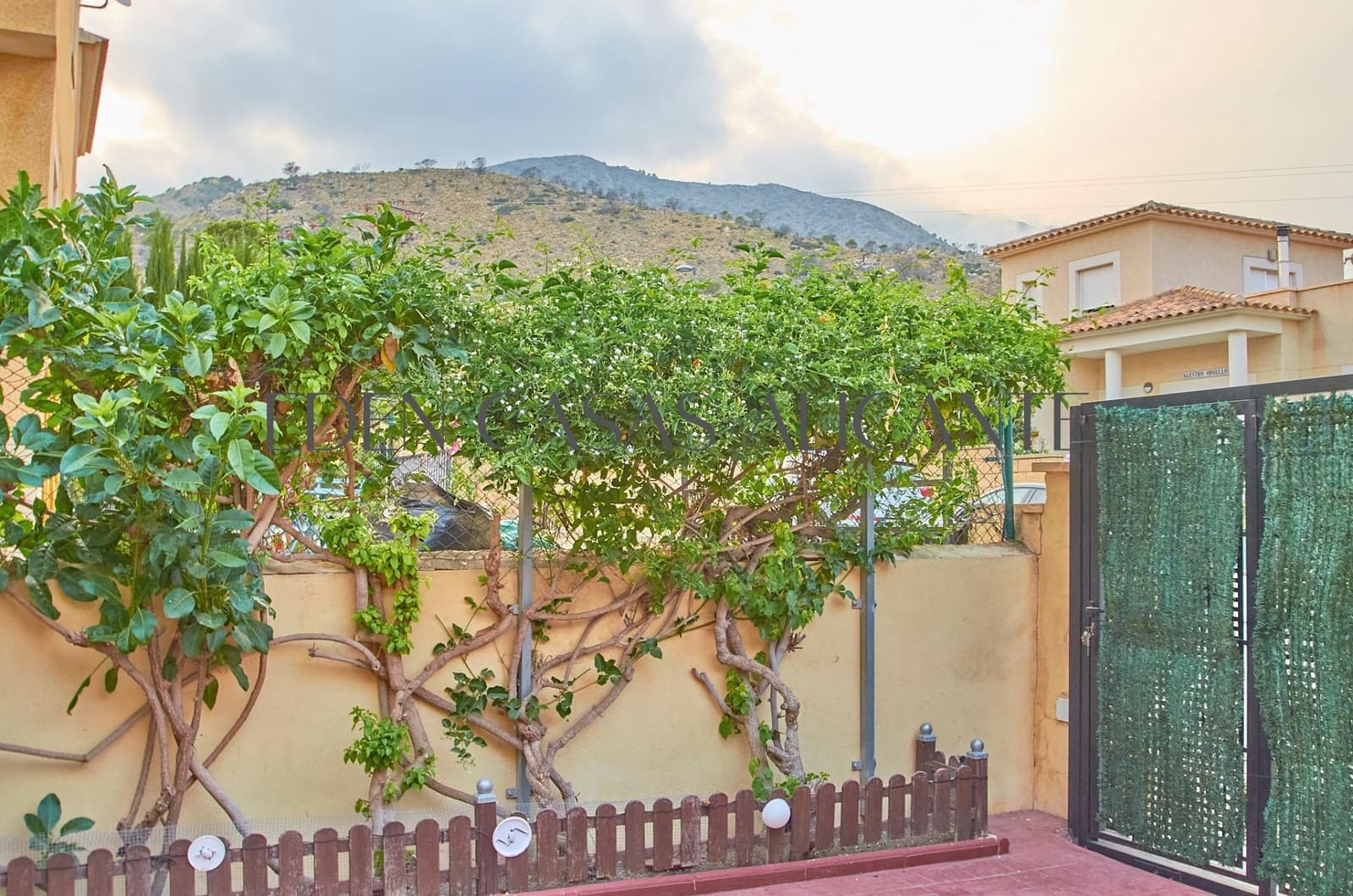 3 sovrum Radhus till salu i Aguas de Busot / Aigues med pool - 240 000 € (Ref: 9188627)