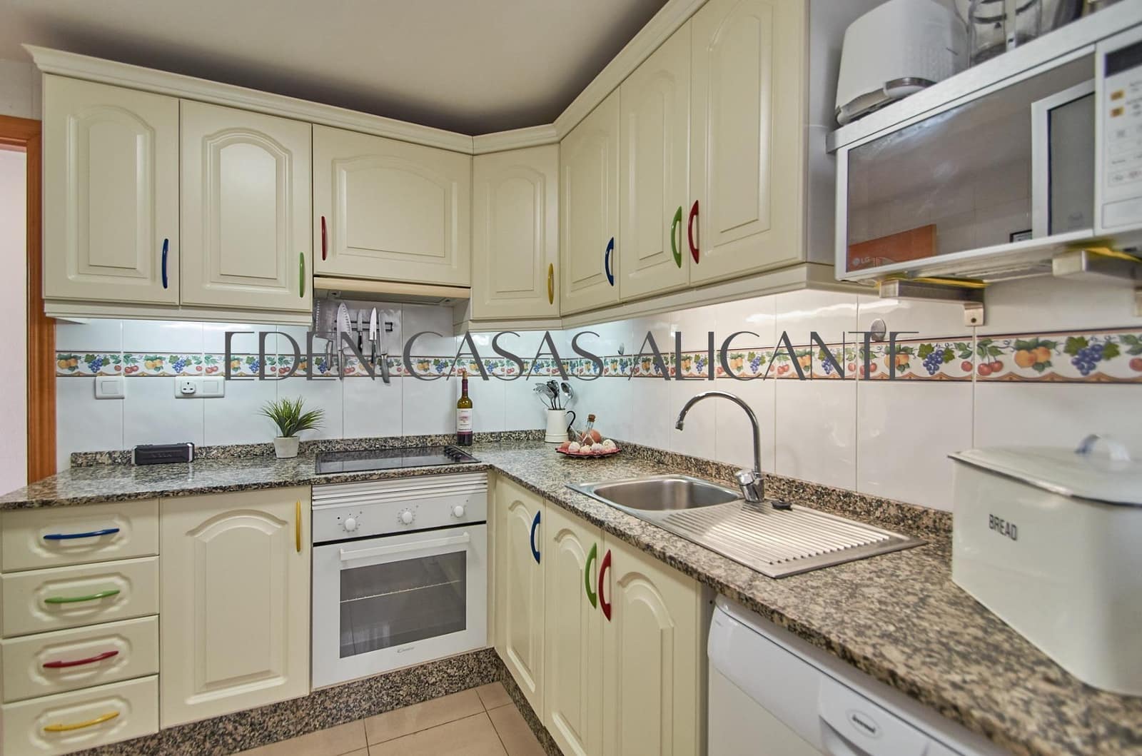 3 soveværelse Lejlighed til salg i El Campello med garage - € 325.000 (Ref: 9255161)