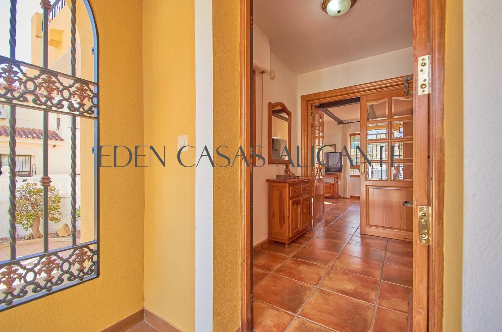 4 sovrum Villa till salu i El Campello med pool garage - 495 000 € (Ref: 9262785)