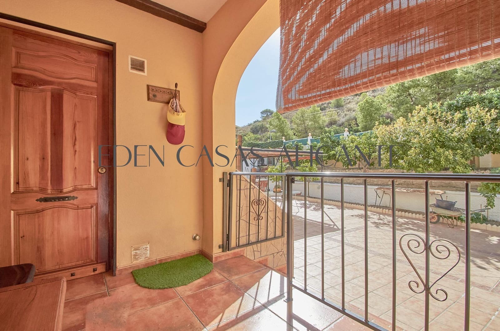 4 sovrum Villa till salu i El Campello med pool garage - 495 000 € (Ref: 9262785)