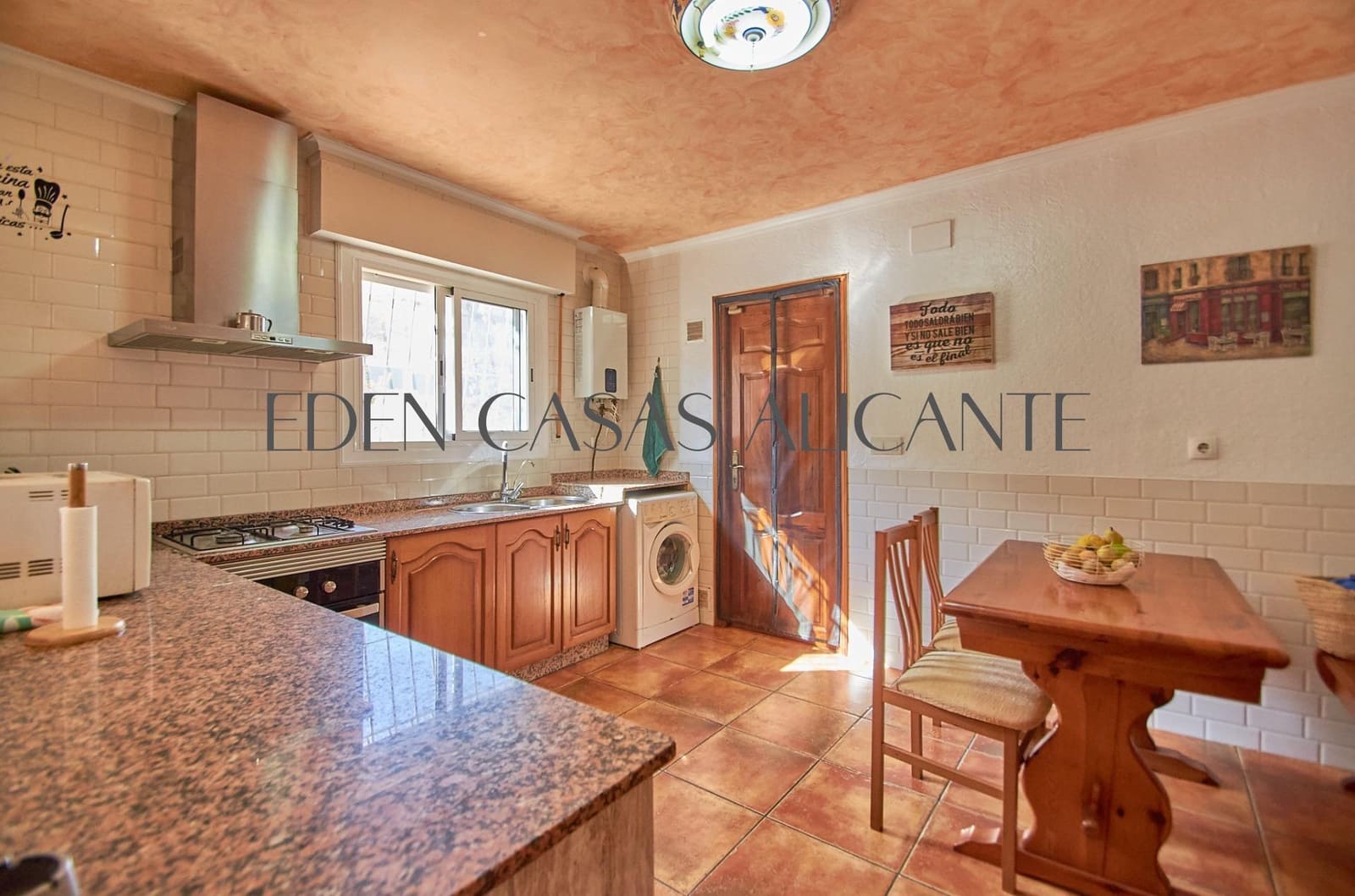 4 sovrum Villa till salu i El Campello med pool garage - 495 000 € (Ref: 9262785)