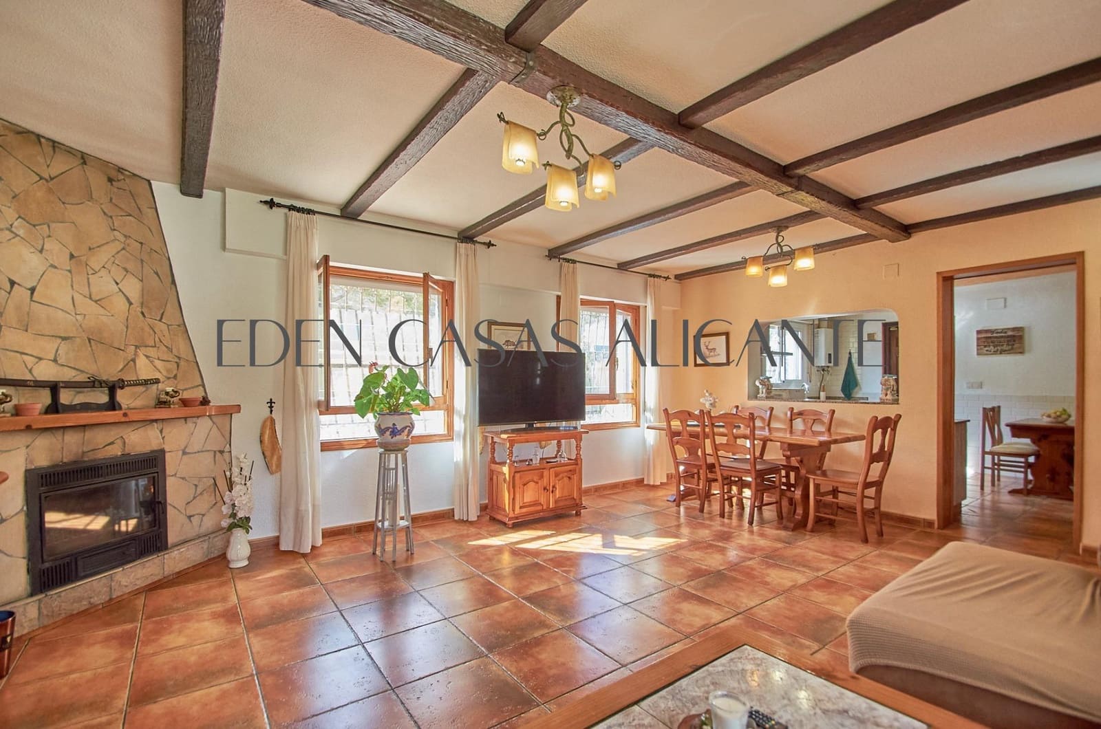 4 sovrum Villa till salu i El Campello med pool garage - 495 000 € (Ref: 9262785)