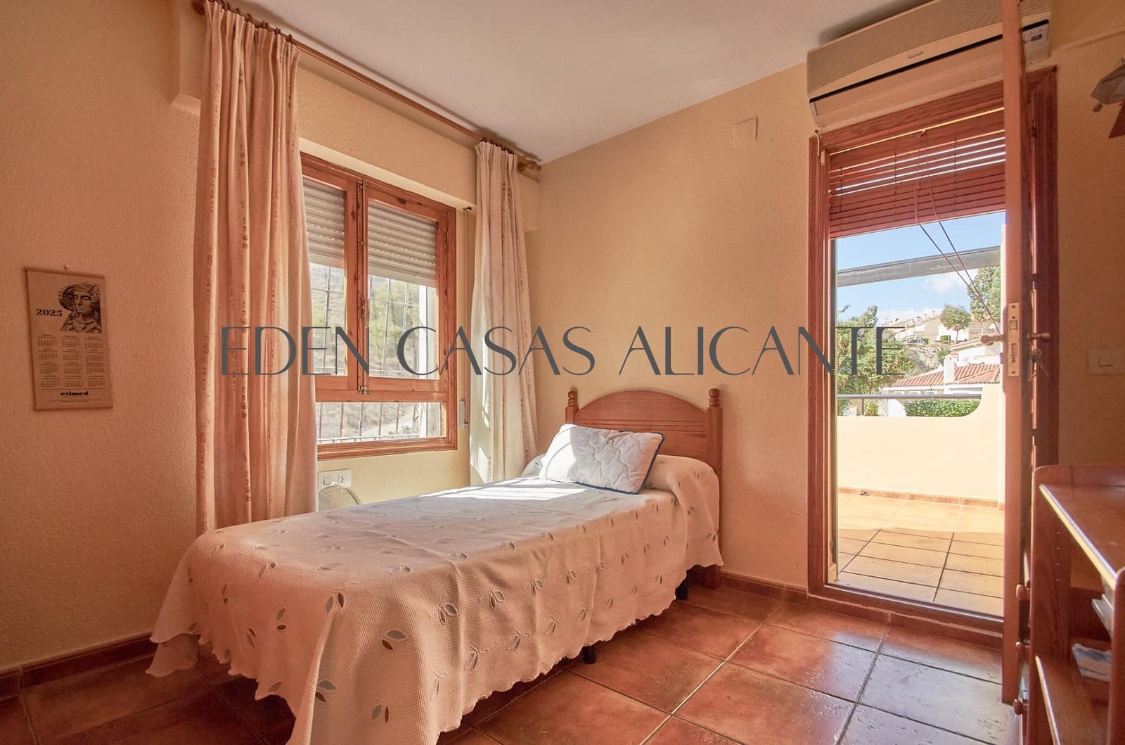 4 sovrum Villa till salu i El Campello med pool garage - 495 000 € (Ref: 9262785)