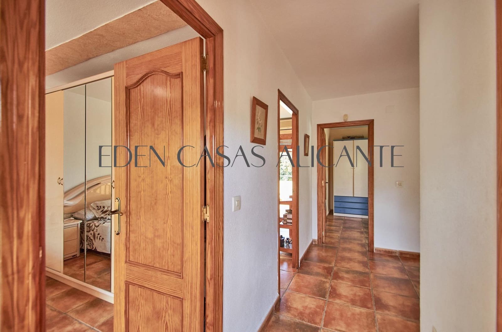 4 sovrum Villa till salu i El Campello med pool garage - 495 000 € (Ref: 9262785)