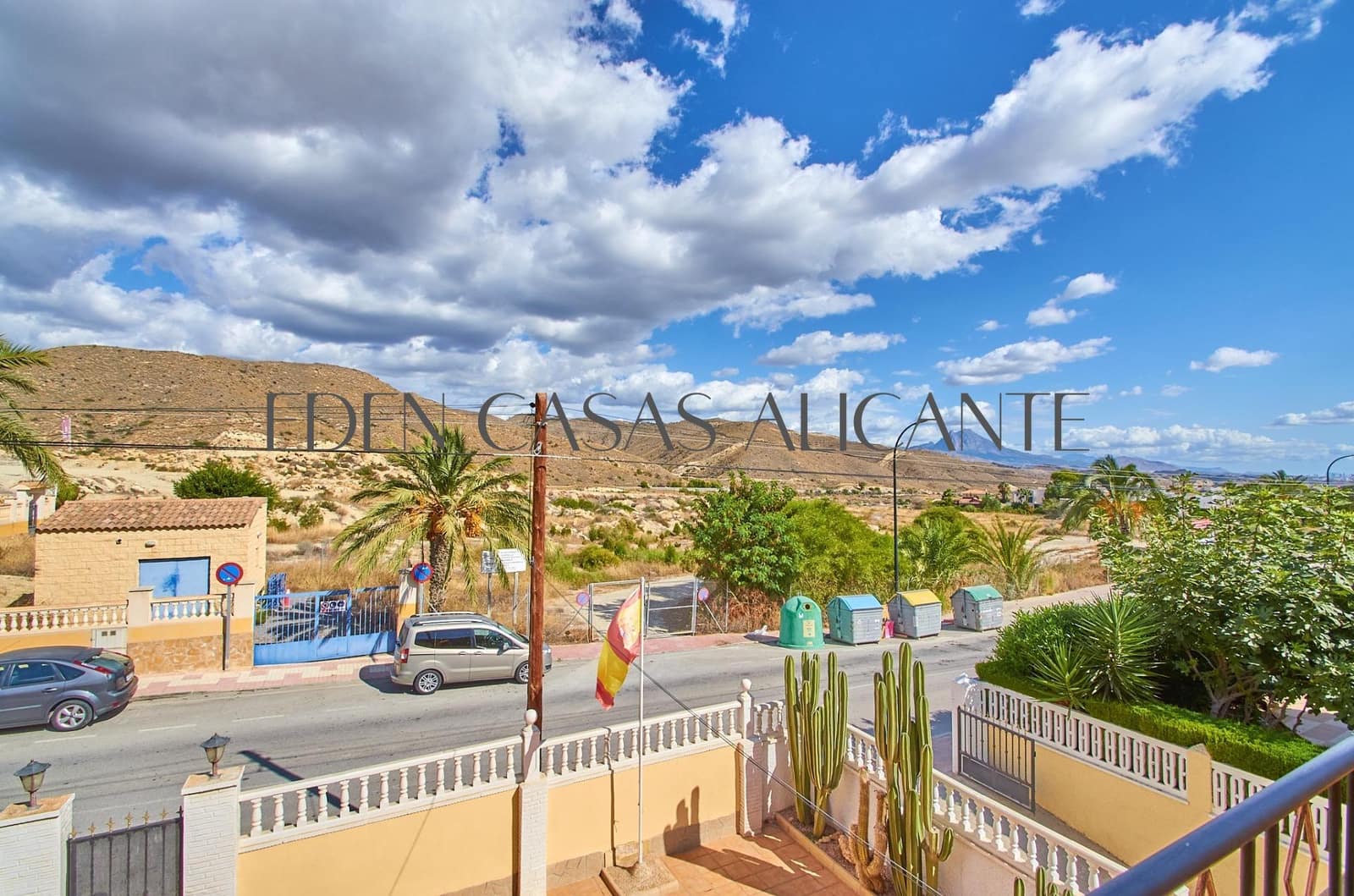 4 sovrum Villa till salu i El Campello med pool garage - 495 000 € (Ref: 9262785)