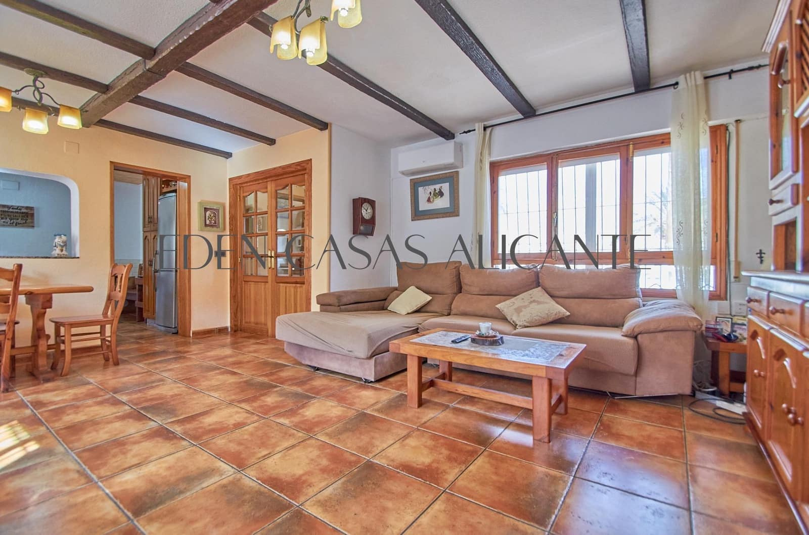 4 Zimmer Villa zu verkaufen in El Campello mit Pool Garage - 515.000 € (Ref: 9262785)