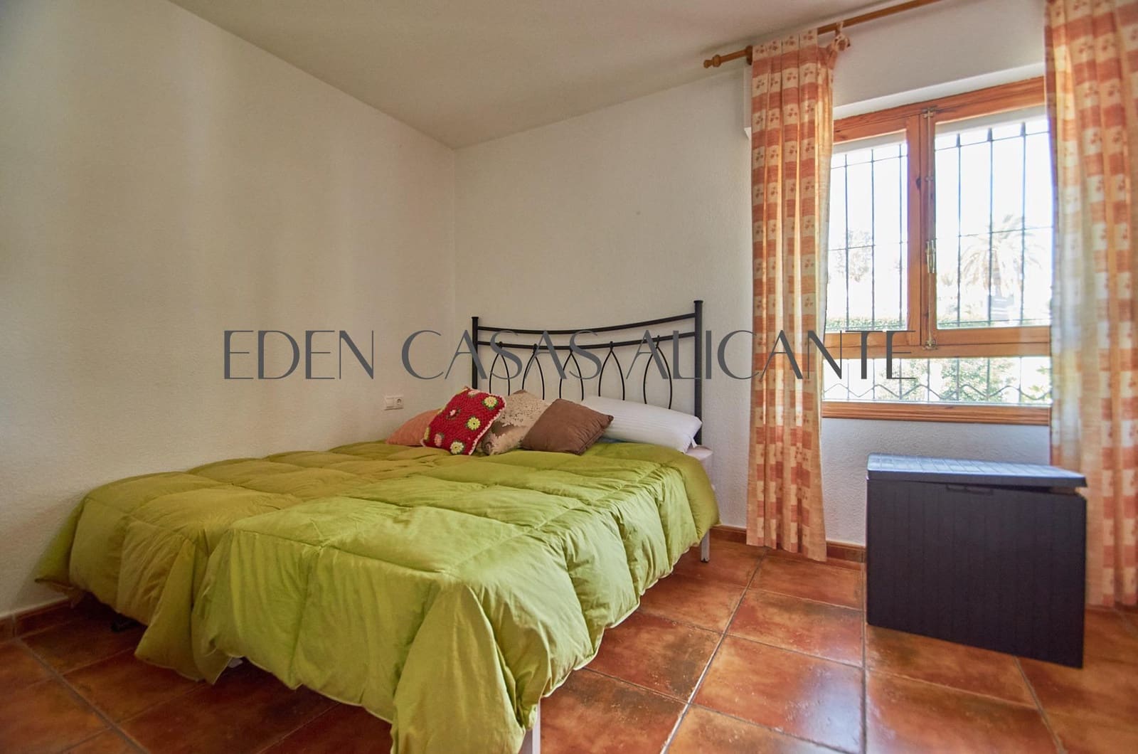 4 Zimmer Villa zu verkaufen in El Campello mit Pool Garage - 515.000 € (Ref: 9262785)