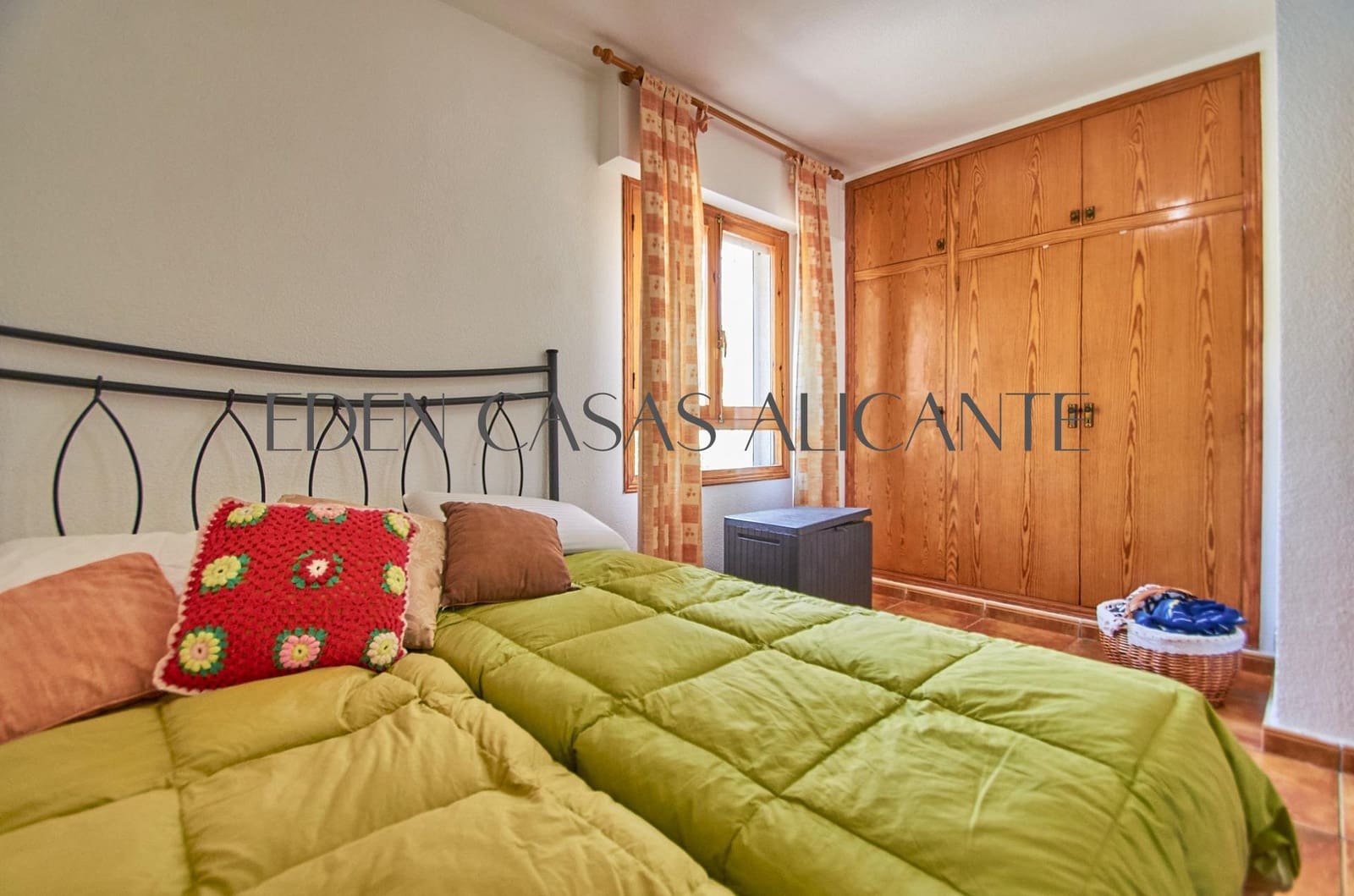 4 Zimmer Villa zu verkaufen in El Campello mit Pool Garage - 515.000 € (Ref: 9262785)