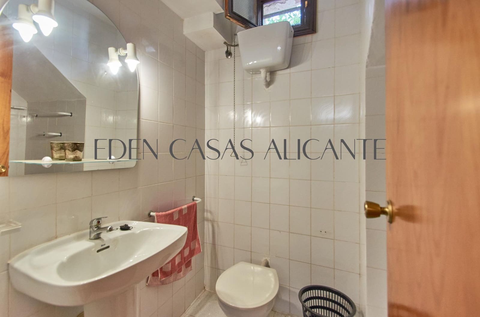 4 Zimmer Villa zu verkaufen in El Campello mit Pool Garage - 515.000 € (Ref: 9262785)