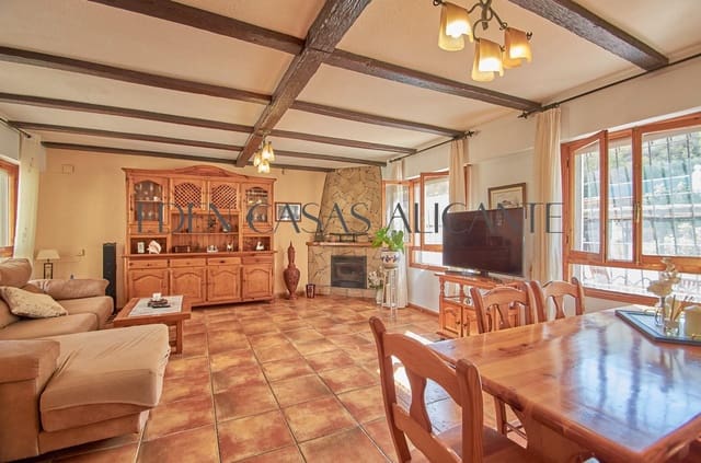 4 Zimmer Villa zu verkaufen in El Campello mit Pool Garage - 515.000 € (Ref: 9262785)