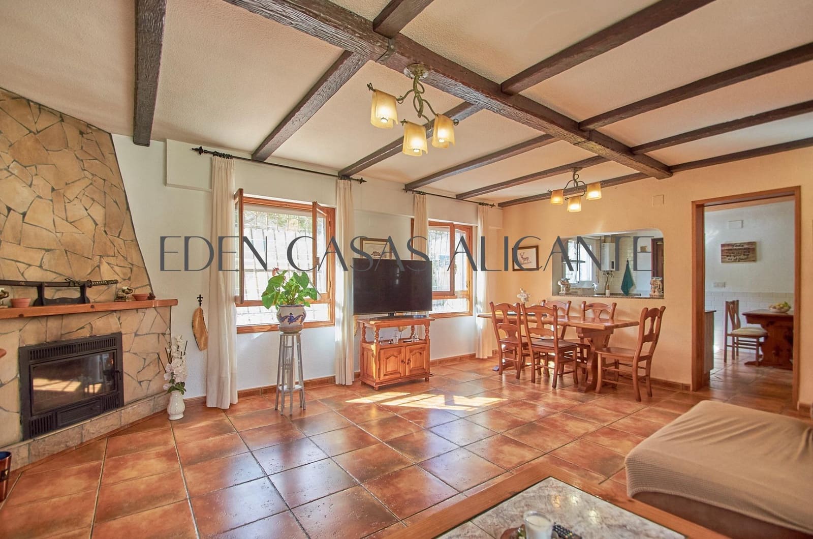 4 Zimmer Villa zu verkaufen in El Campello mit Pool Garage - 515.000 € (Ref: 9262785)