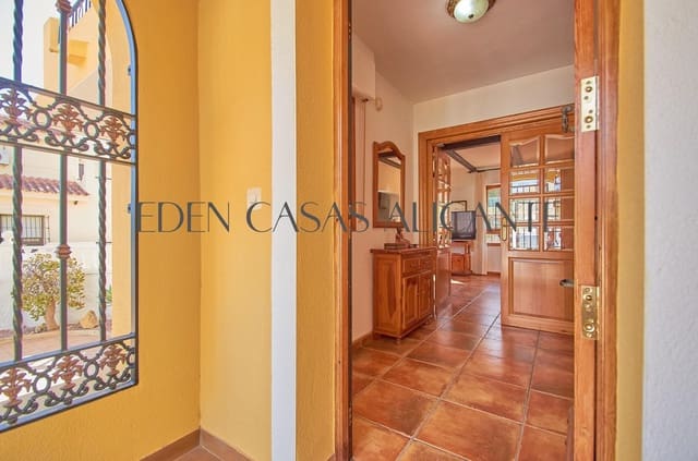 4 Zimmer Villa zu verkaufen in El Campello mit Pool Garage - 515.000 € (Ref: 9262785)