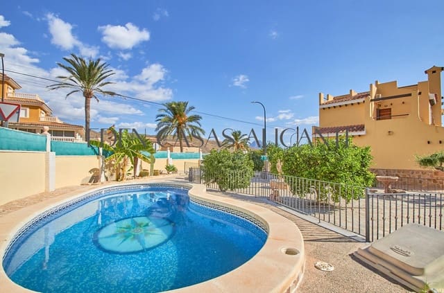 4 Zimmer Villa zu verkaufen in El Campello mit Pool Garage - 515.000 € (Ref: 9262785)