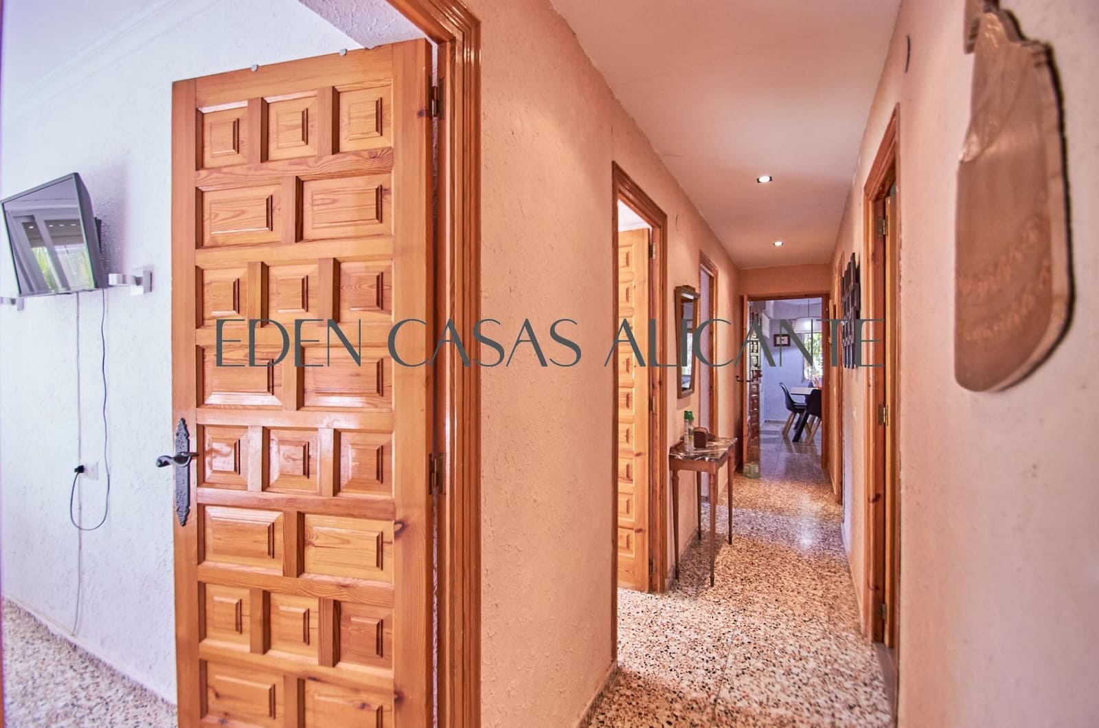 4 bedroom Villa for sale in Busot - € 360,000 (Ref: 9264324)