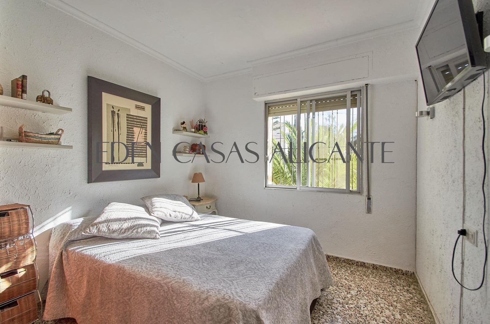 4 bedroom Villa for sale in Busot - € 360,000 (Ref: 9264324)