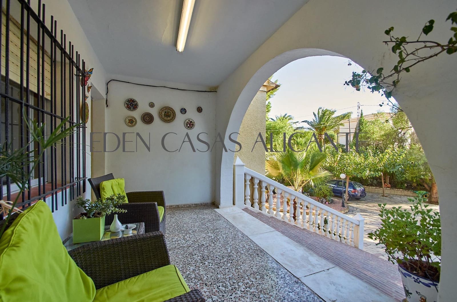 4 bedroom Villa for sale in Busot - € 360,000 (Ref: 9264324)