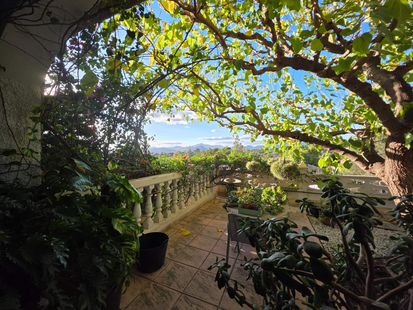 4 bedroom Villa for sale in Busot - € 360,000 (Ref: 9264324)