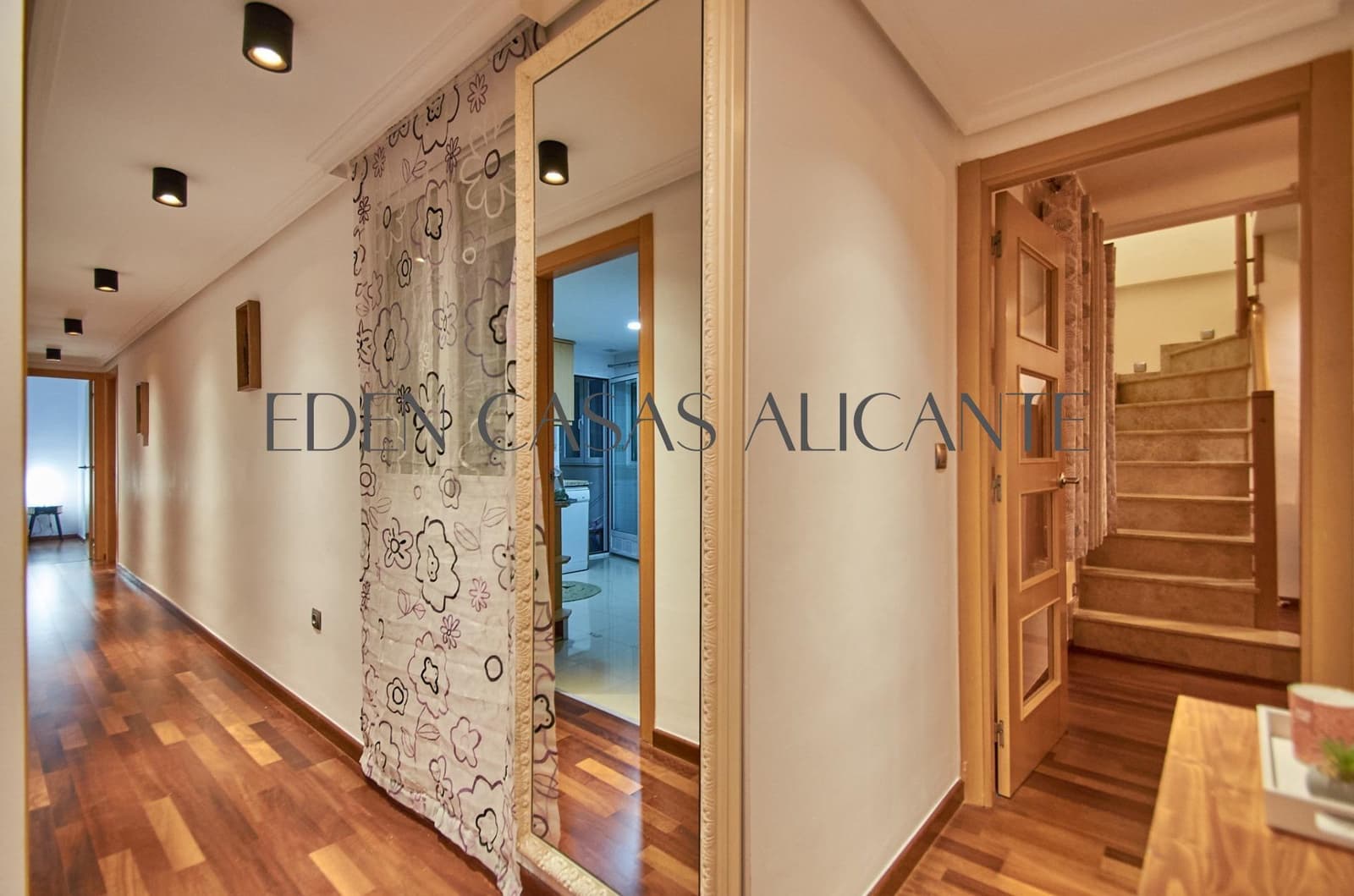 4 soverom Penthouse til salgs i El Campello med garasje - € 315 000 (Ref: 9303715)