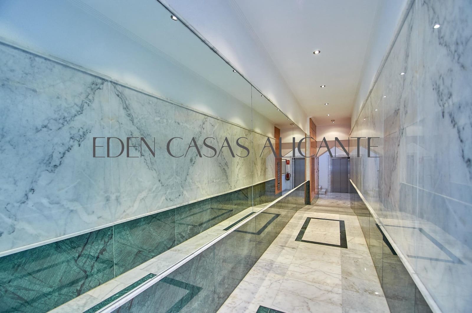 2 soveværelse Lejlighed til salg i El Campello - € 390.000 (Ref: 9317991)