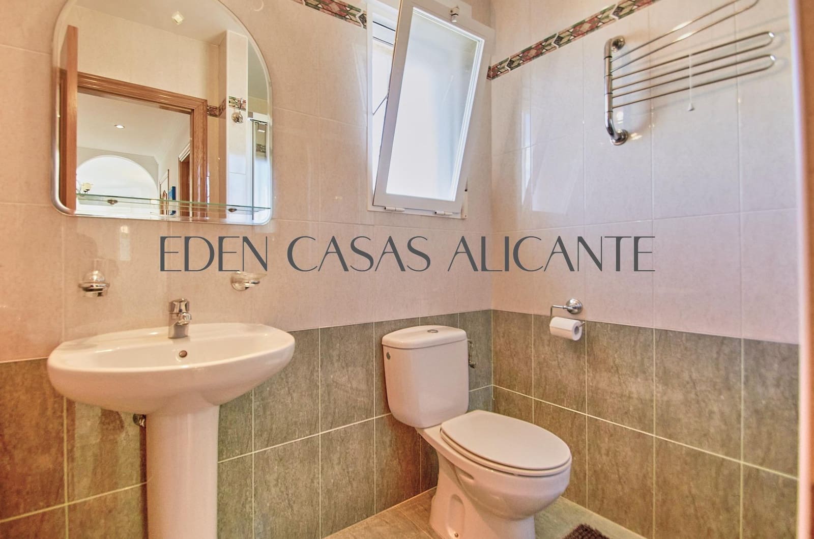 5 sypialnia Willa na sprzedaż w Busot z basenem - 465 000 € (Ref: 9347614)