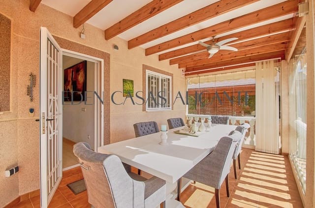 5 sovrum Villa till salu i Busot med pool - 465 000 € (Ref: 9347614)