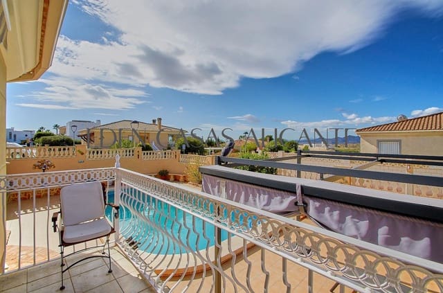 5 sovrum Villa till salu i Busot med pool - 465 000 € (Ref: 9347614)