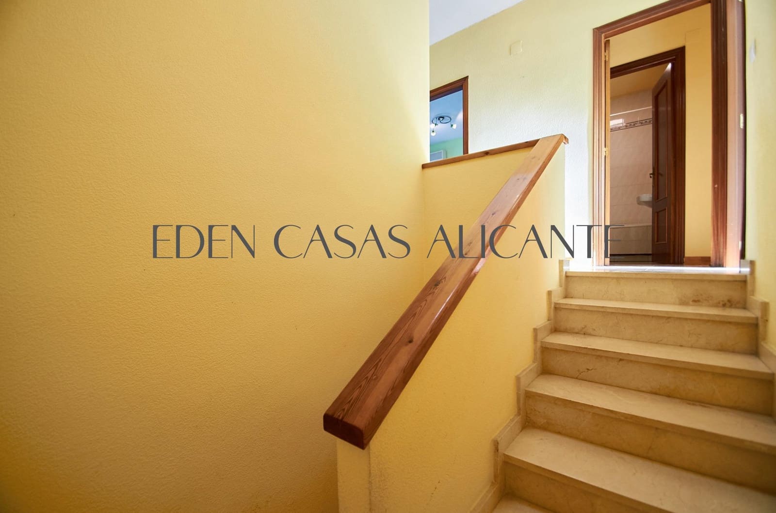 5 soverom Rekkehus til salgs i Playa de Muchavista med svømmebasseng - € 430 000 (Ref: 9349399)