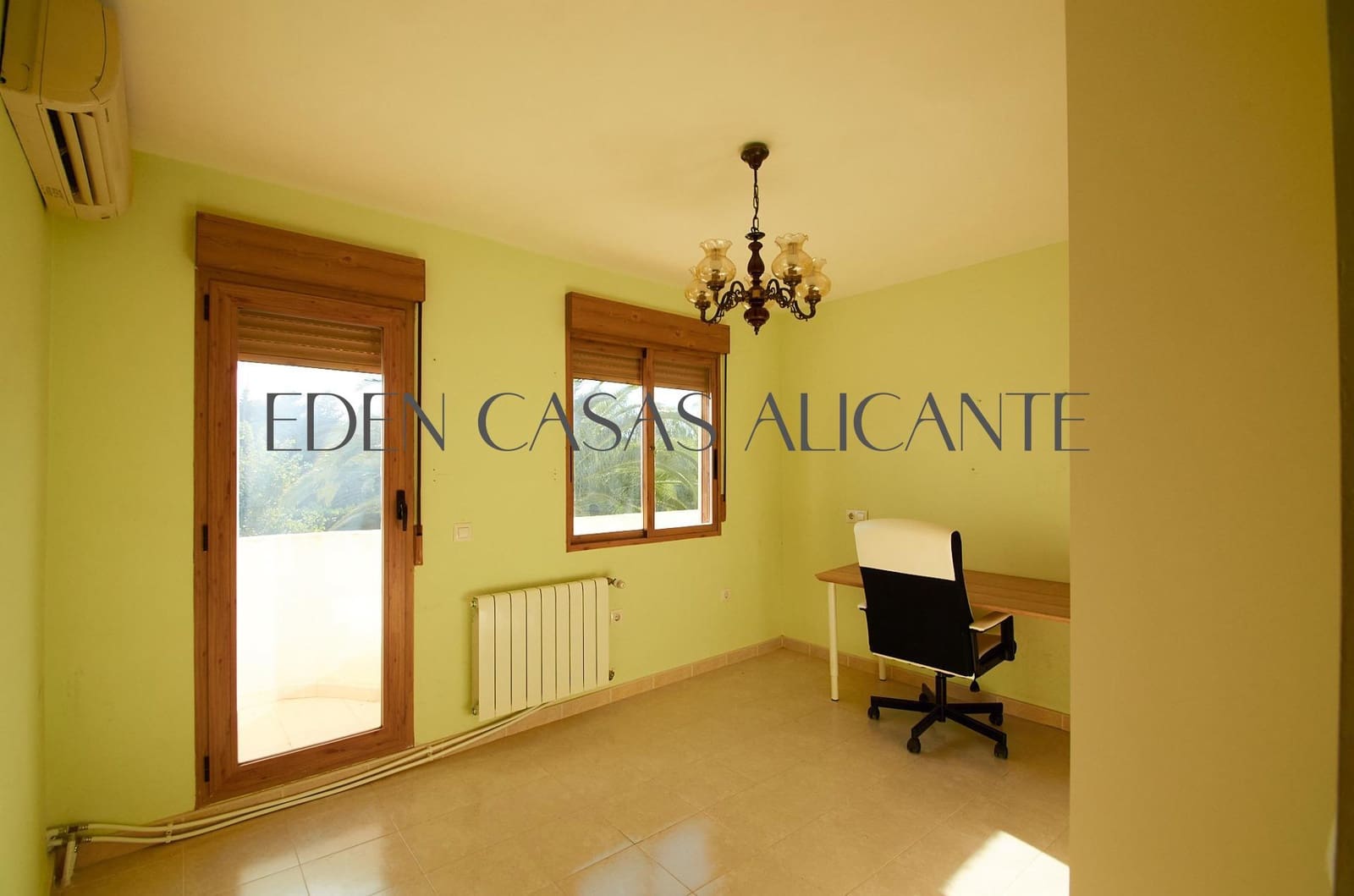 5 soverom Rekkehus til salgs i Playa de Muchavista med svømmebasseng - € 430 000 (Ref: 9349399)