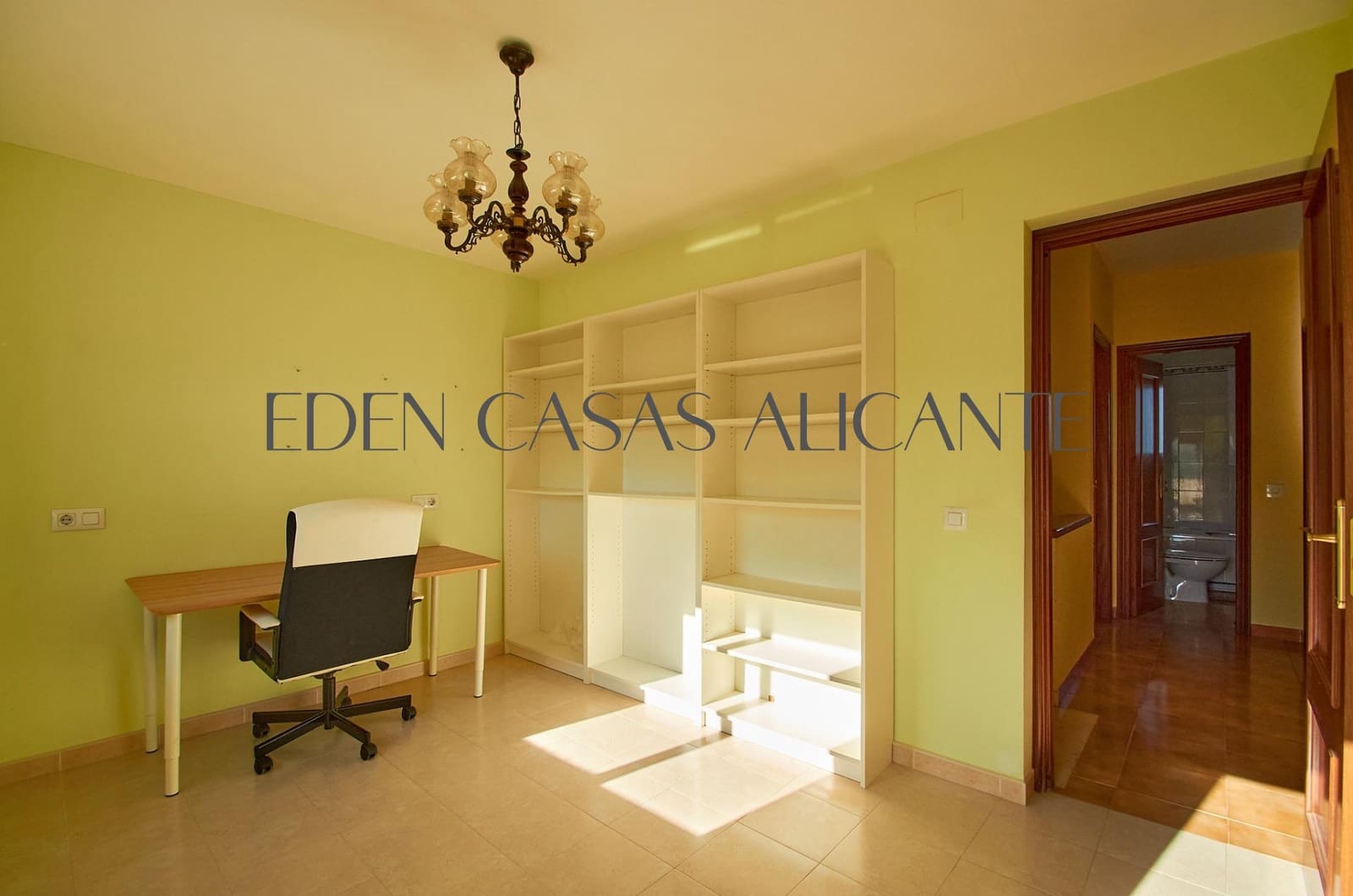 5 soverom Rekkehus til salgs i Playa de Muchavista med svømmebasseng - € 430 000 (Ref: 9349399)