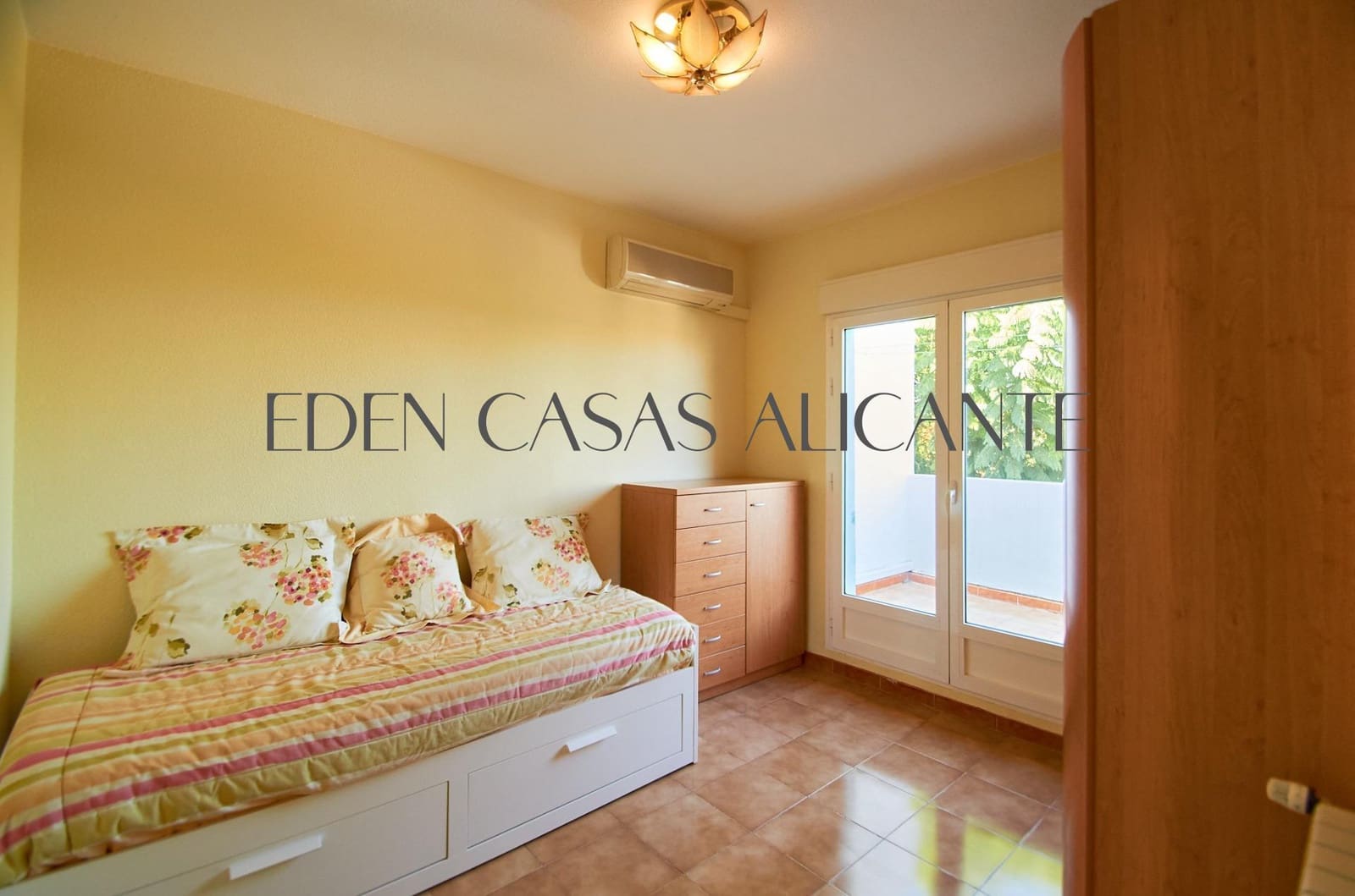 5 soverom Rekkehus til salgs i Playa de Muchavista med svømmebasseng - € 430 000 (Ref: 9349399)