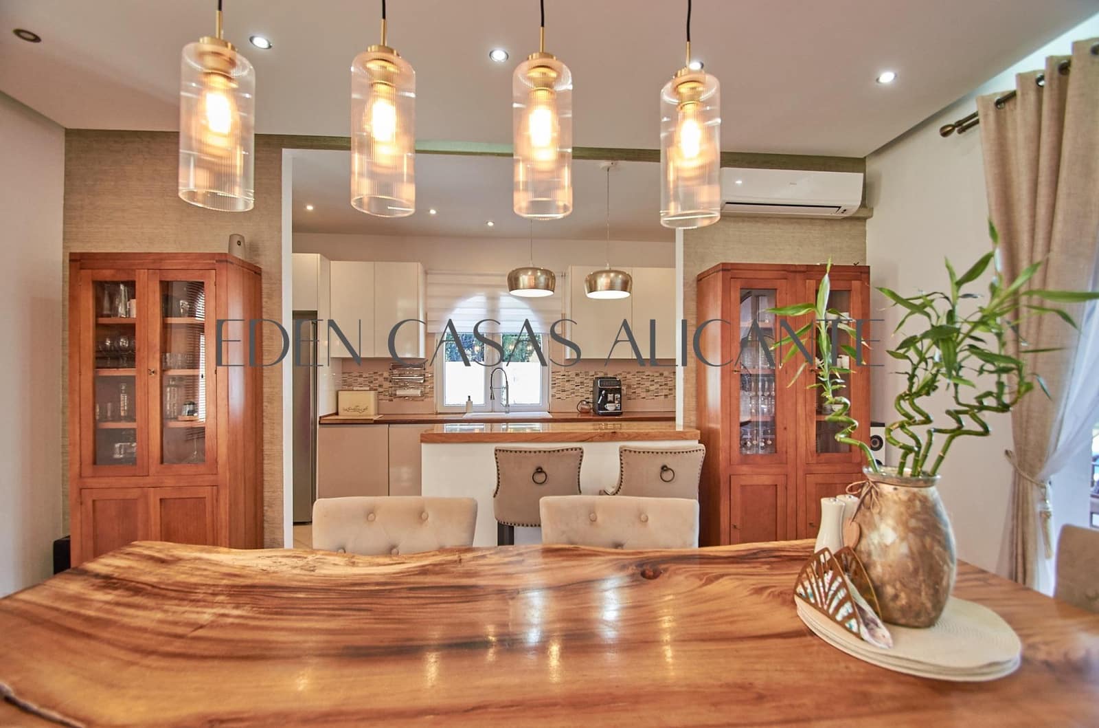 6 sypialnia Willa na sprzedaż w Busot z basenem - 775 000 € (Ref: 9362503)