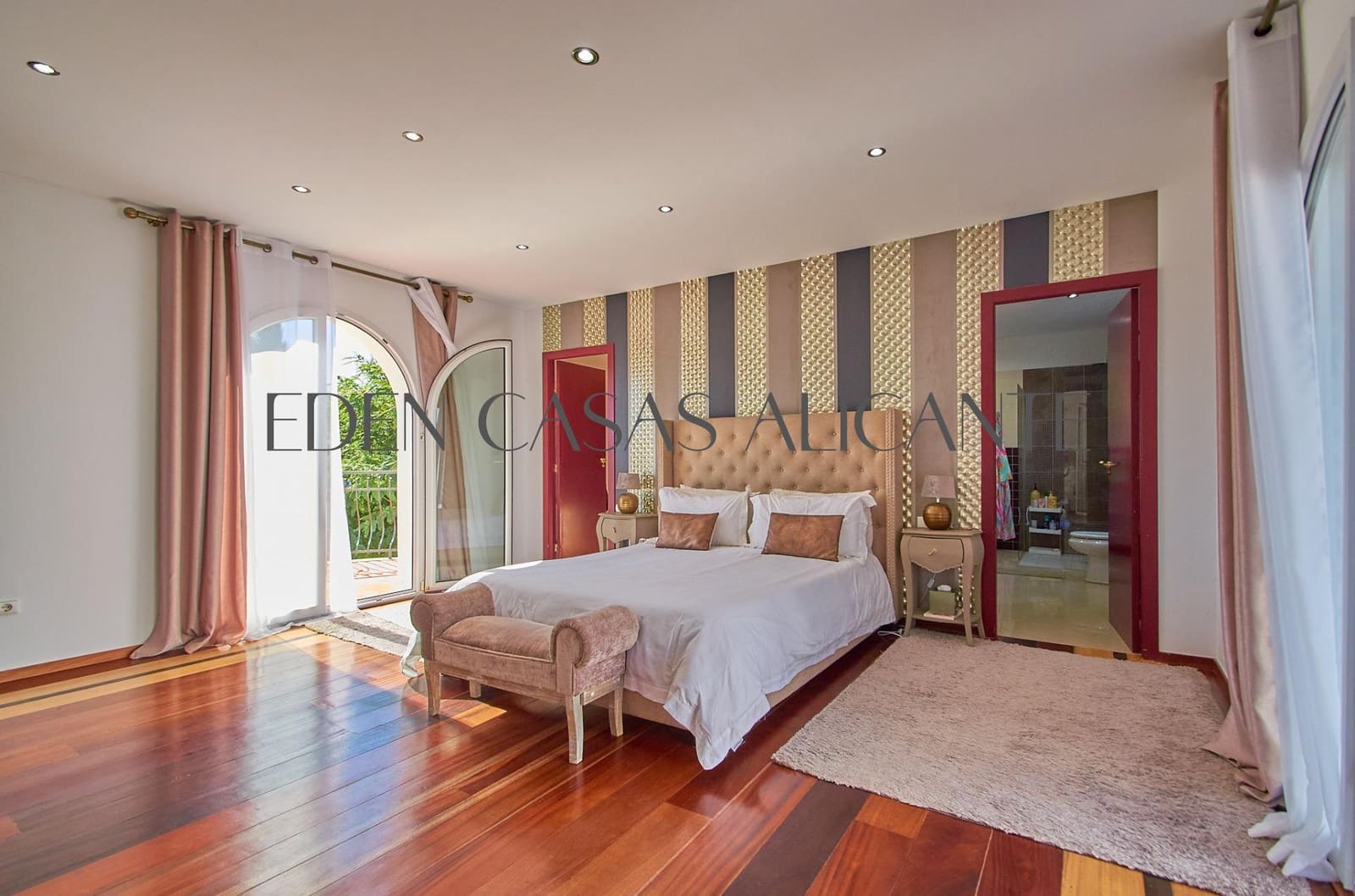 6 sypialnia Willa na sprzedaż w Busot z basenem - 775 000 € (Ref: 9362503)