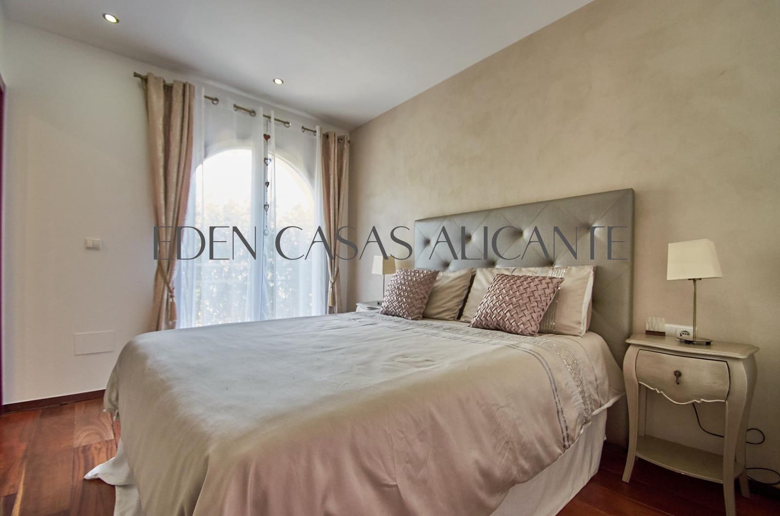 6 sypialnia Willa na sprzedaż w Busot z basenem - 775 000 € (Ref: 9362503)