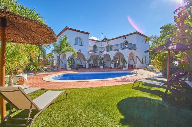 6 chambre Villa/Maison à vendre à Busot avec piscine - 775 000 € (Ref: 9362503)