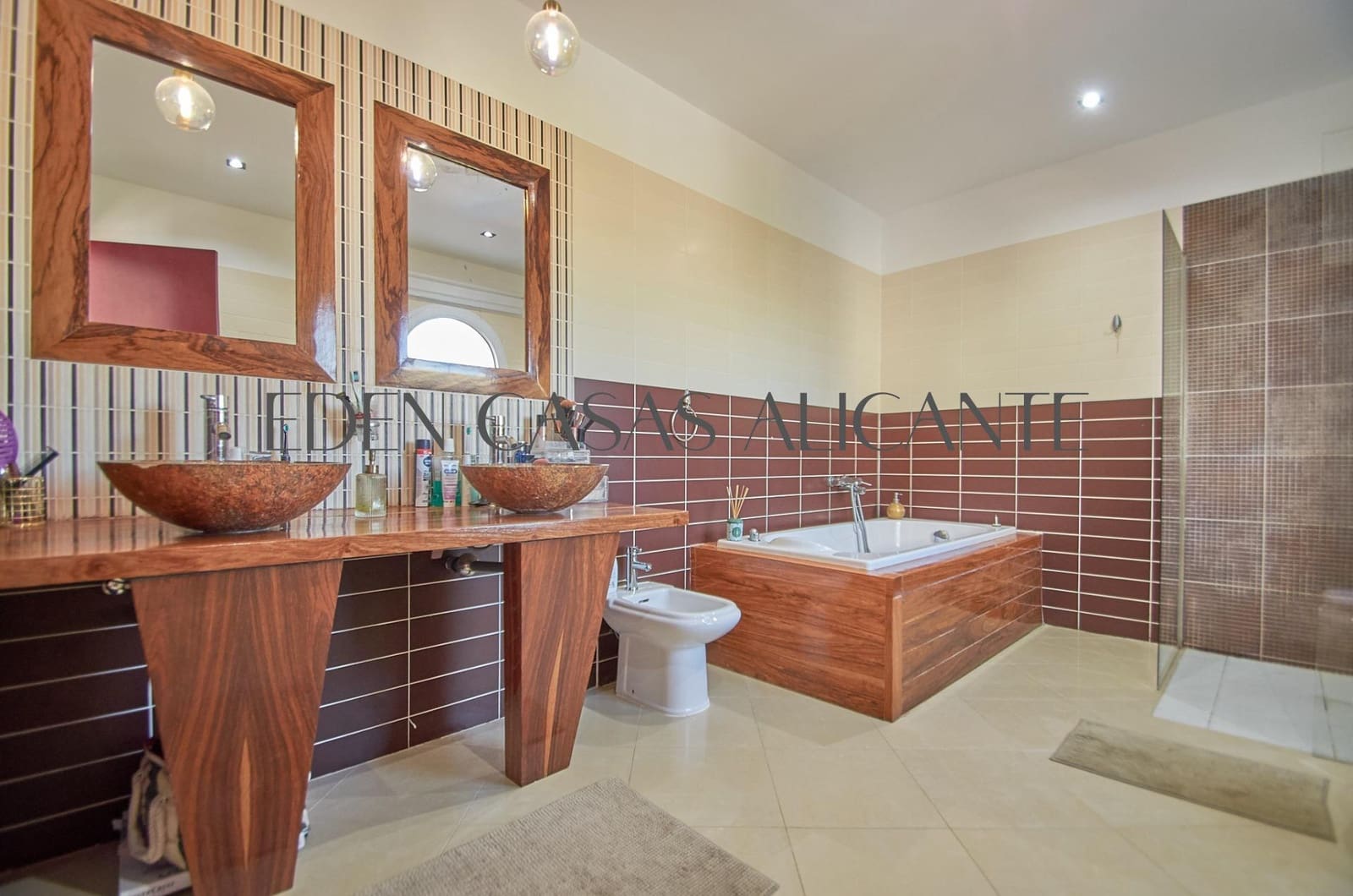 6 sypialnia Willa na sprzedaż w Busot z basenem - 775 000 € (Ref: 9362503)