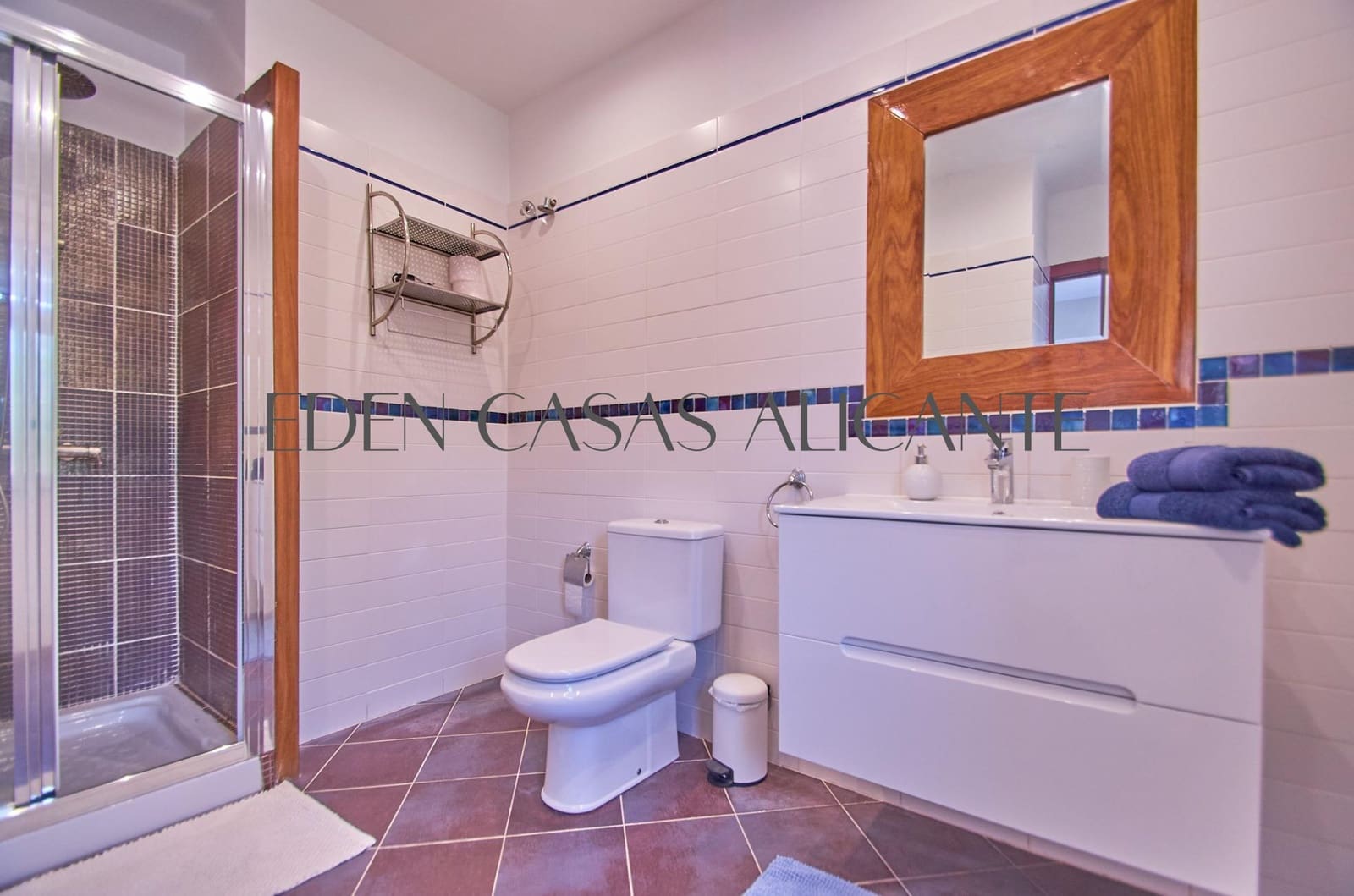 6 bedroom Villa for sale in Busot with pool - € 775,000 (Ref: 9362503)