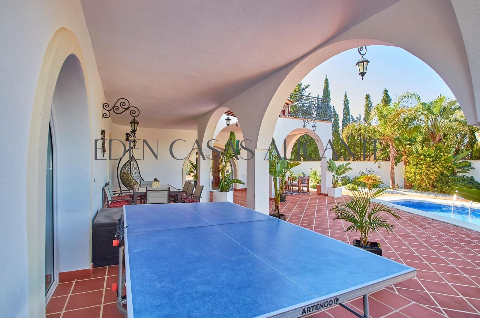 6 bedroom Villa for sale in Busot with pool - € 775,000 (Ref: 9362503)