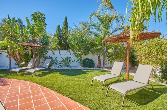 6 Zimmer Villa zu verkaufen in Busot mit Pool - 775.000 € (Ref: 9362503)