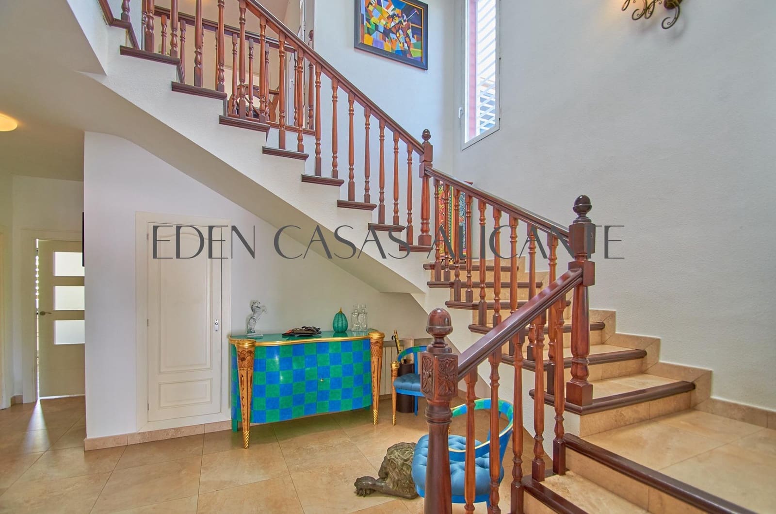 5 makuuhuone Huvila myytävänä paikassa San Juan de Alicante / Sant Joan d'Alacant mukana uima-altaan 
autotalli - 770 000 € (Ref: 9383174)